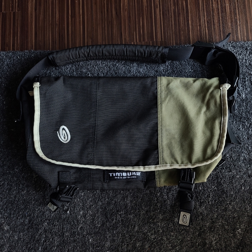 Timbuk2 custom messenger bag, medium